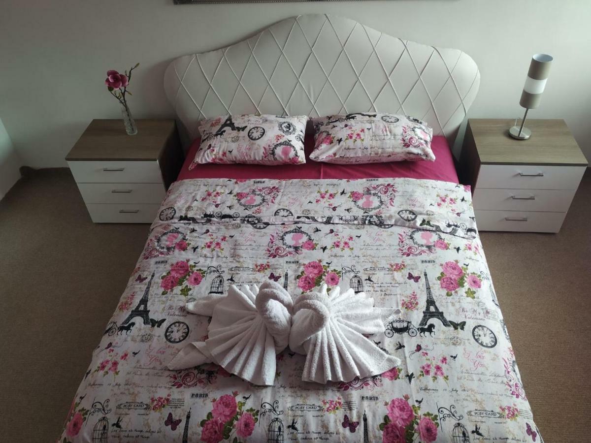 Apartment No. 5 Cacak Luaran gambar