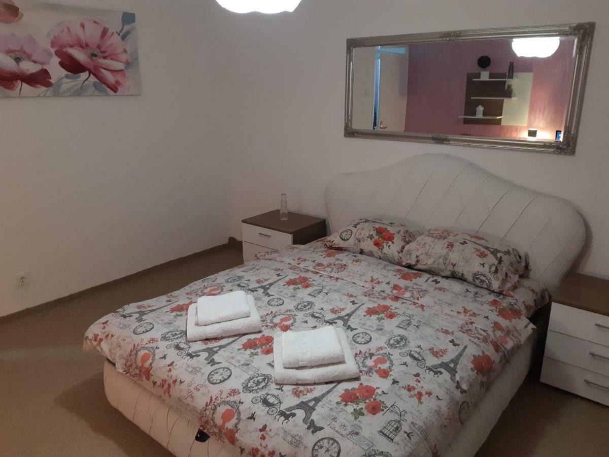 Apartment No. 5 Cacak Luaran gambar