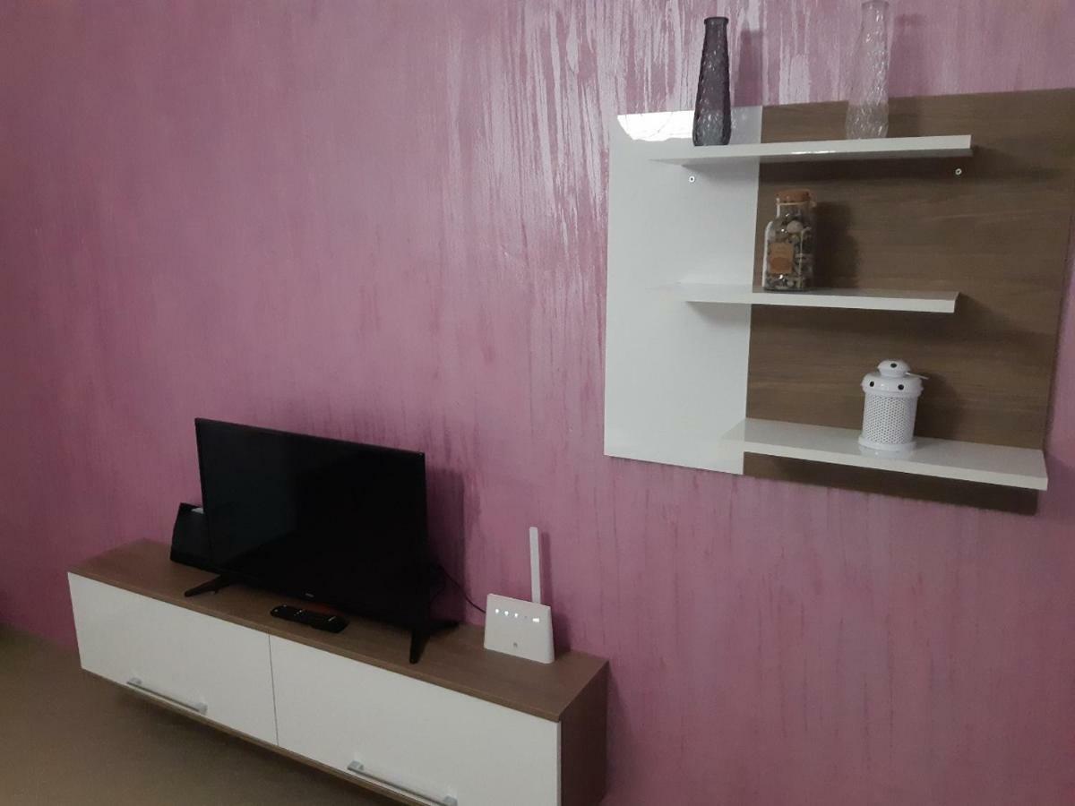 Apartment No. 5 Cacak Luaran gambar